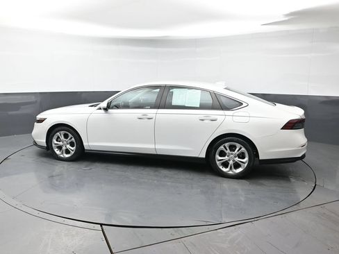 Certified 2023 Honda Accord LX image 3