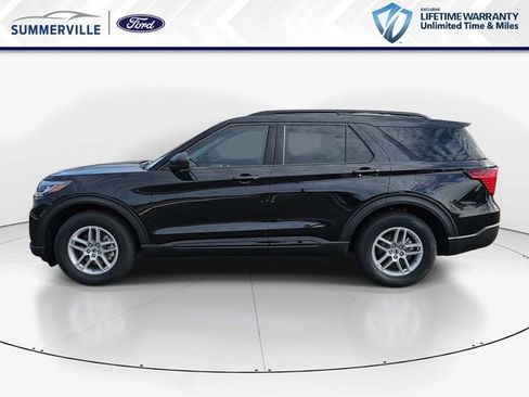 New 2026 Ford Explorer Active RWD image 8