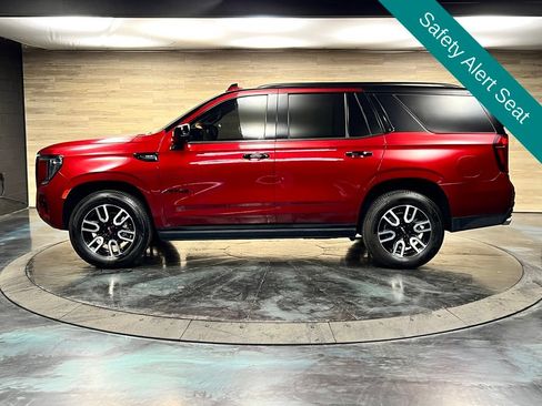 Used 2023 GMC Yukon AT4 w/ AT4 Premium Package AWD/4WD image 24