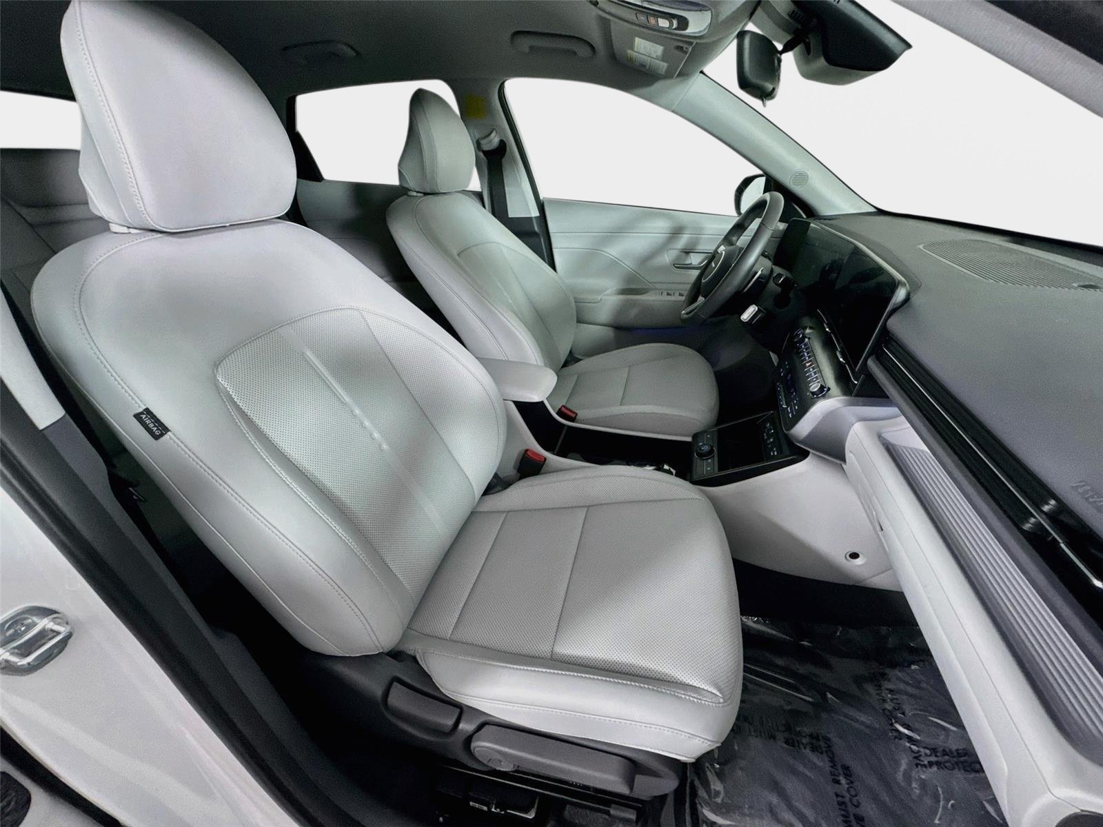 Certified 2026 Hyundai Kona SEL Premium AWD/4WD image 27