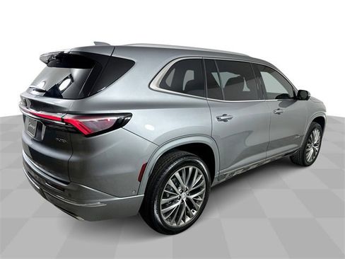New 2026 Buick Enclave Avenir w/ Super Cruise Package image 8