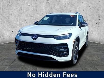 New 2025 Volkswagen Tiguan SE R-Line