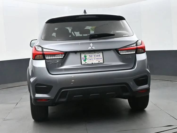 Used 2025 Mitsubishi Outlander Sport LE AWD/4WD image 8