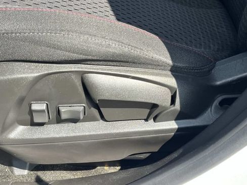 Used 2015 Chevrolet Equinox LS FWD image 27