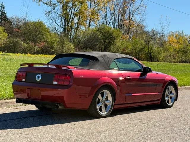 Used 2007 Ford Mustang GT Premium RWD image 19
