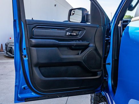 Used 2023 RAM 1500 Big Horn AWD/4WD image 36