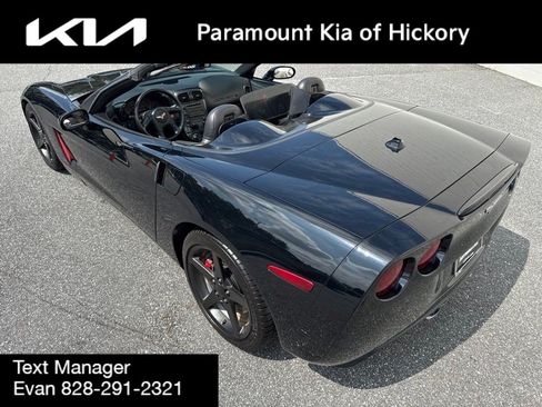 Used 2005 Chevrolet Corvette Convertible w/ Preferred Equipment Group RWD image 26
