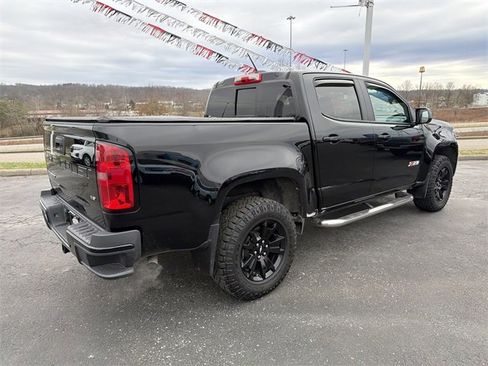 Used 2022 Chevrolet Colorado Z71 w/ Z71 Midnight Edition image 4