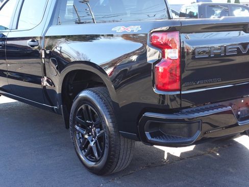 Used 2023 Chevrolet Silverado 1500 Custom w/ LPO, Dark Essentials Package image 10