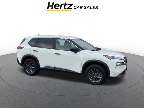 Used 2023 Nissan Rogue S image 1