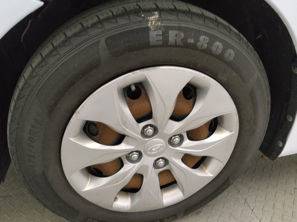 Used 2017 Hyundai Accent SE FWD image 31