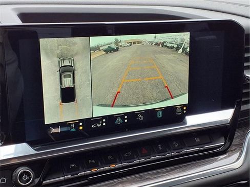 Used 2022 Chevrolet Silverado 1500 LTZ image 11