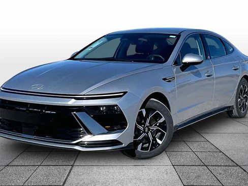 Used 2025 Hyundai Sonata SEL image 1