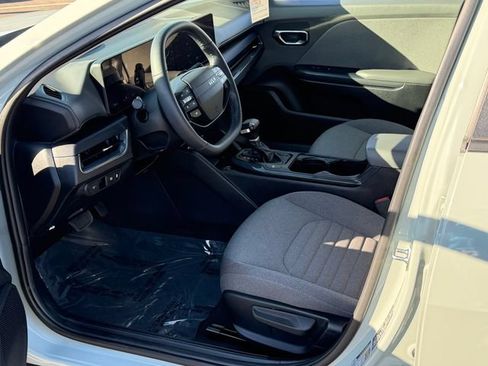 Used 2025 Kia K4 EX FWD image 11