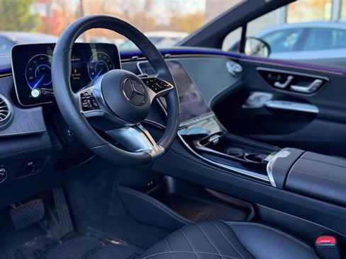 Used 2023 Mercedes-Benz EQE 500 4MATIC Sedan w/ Pinnacle Trim Package image 14