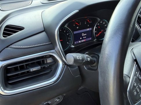 Used 2019 Chevrolet Equinox Premier image 19