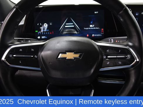 Used 2025 Chevrolet Equinox LT FWD image 10