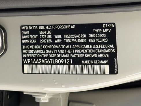 New 2026 Porsche Macan image 26