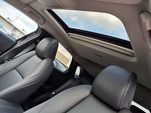 Certified 2025 MAZDA CX-30 AWD 2.5 S w/ Preferred Package image 8