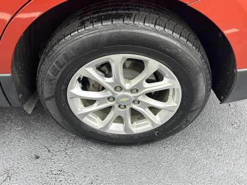 Used 2020 Chevrolet Equinox LS w/ LS Convenience Package image 27