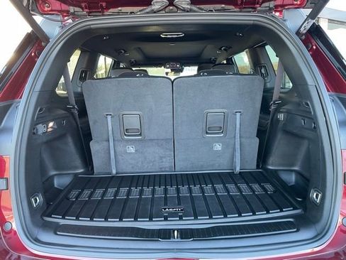 Used 2025 Jeep Grand Cherokee L Limited AWD/4WD image 34