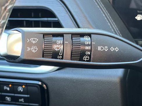 Certified 2025 GMC Yukon XL Denali w/ Sun & Power Step Package image 24