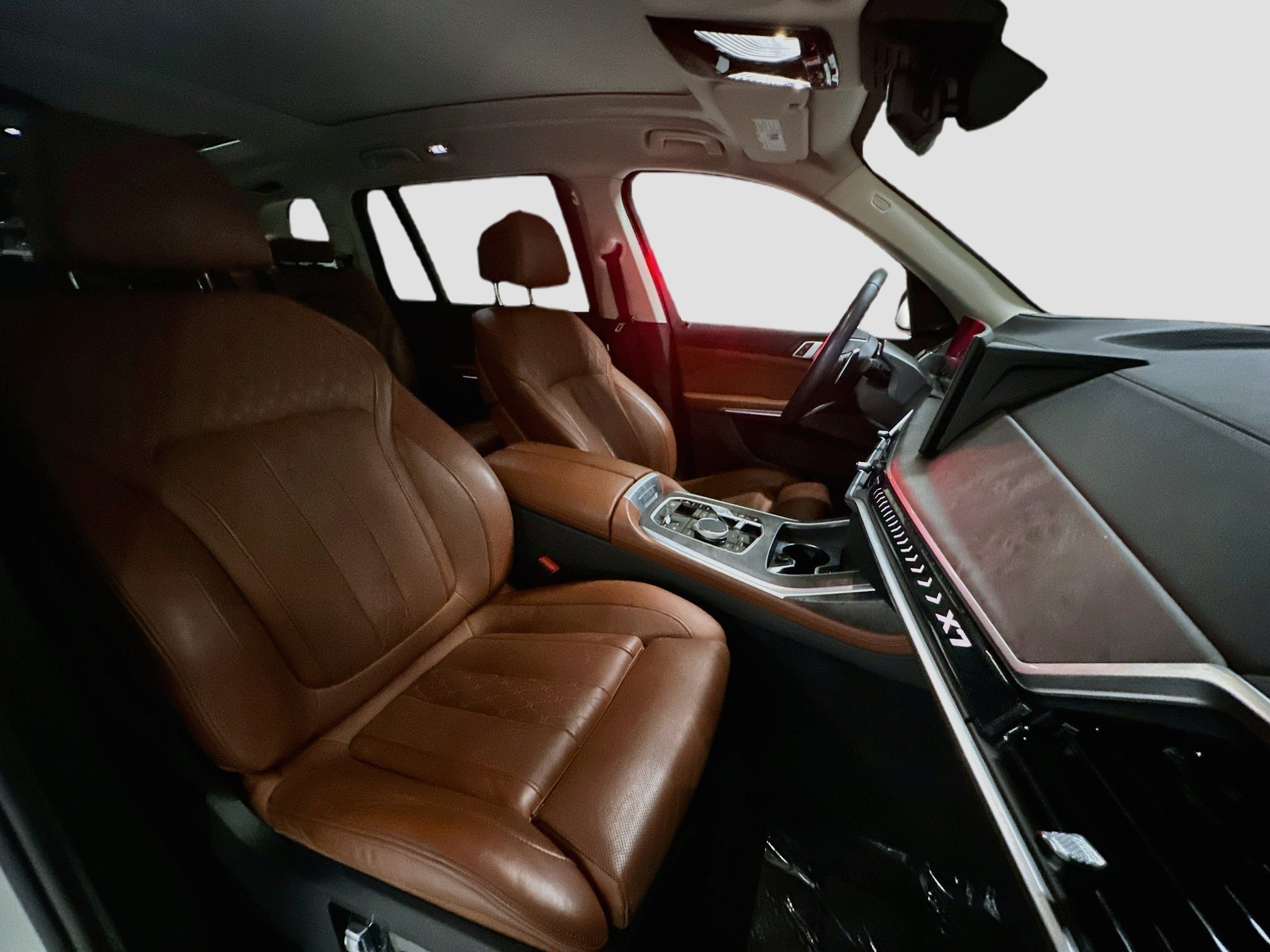 Certified 2024 BMW X7 xDrive40i w/ Premium Package AWD/4WD image 29