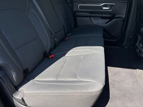 Used 2022 RAM 1500 Big Horn AWD/4WD image 17
