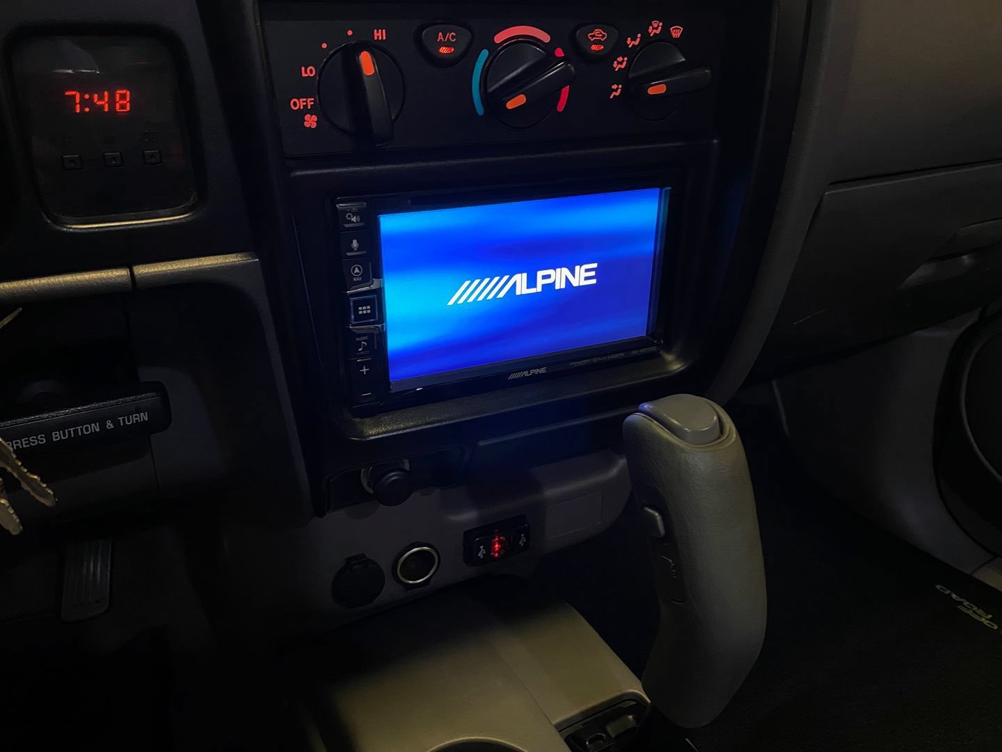 Used 2001 Toyota Tacoma PreRunner RWD image 32