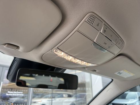 Used 2022 Mercedes-Benz GLC 300 image 22