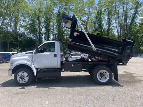 New 2025 Ford F650 2WD Regular Cab Super Duty image 30