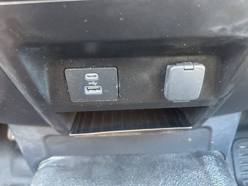 Used 2022 Ford F350 XLT w/ Snow Plow Prep Package image 32