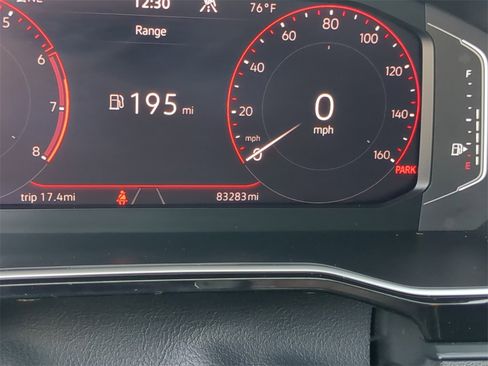 Used 2021 Volkswagen Jetta GLI Autobahn image 32