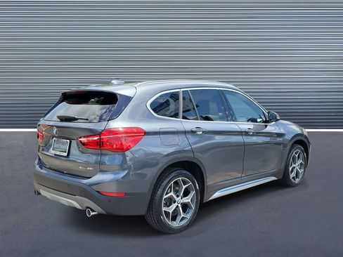 Used 2019 BMW X1 sDrive28i w/ Convenience Package FWD image 3