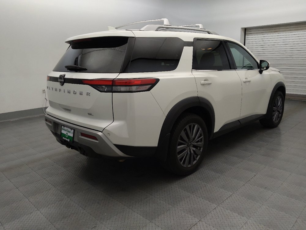 Used 2023 Nissan Pathfinder SL w/ SL Premium Package FWD image 9