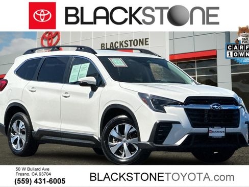 Used 2023 Subaru Ascent Premium w/ Convenience Package AWD/4WD image 1