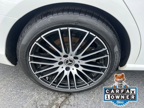 Used 2024 Mercedes-Benz C 300 4MATIC Sedan image 23