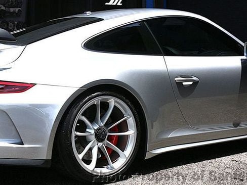 Used 2018 Porsche 911 GT3 w/ Sport Chrono Package RWD image 5