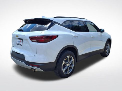 Used 2024 Chevrolet Blazer LT w/ Convenience Package FWD image 7