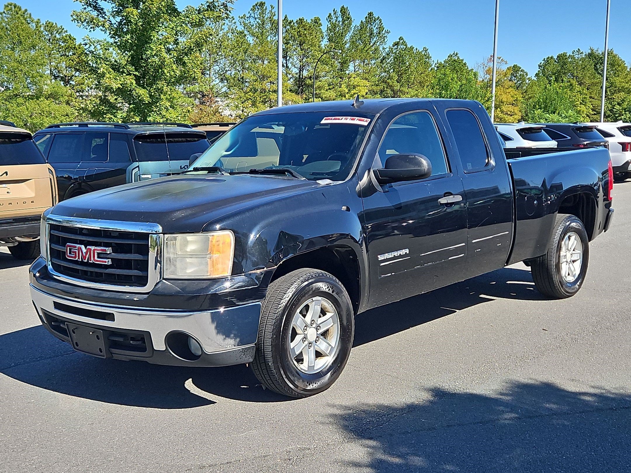 Used 2011 GMC Sierra 1500 SLE w/ Power Tech Package RWD image 3