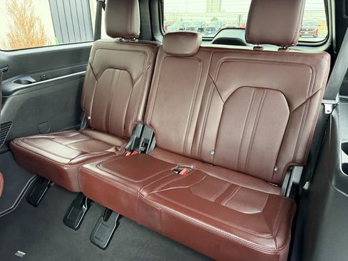 Used 2024 Ford Expedition Max Limited image 20