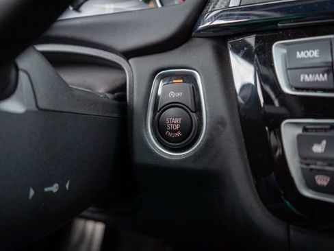 Used 2018 BMW M3 RWD image 20