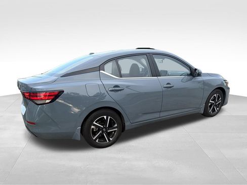 Used 2025 Nissan Sentra SV w/ Trunk Package FWD image 4