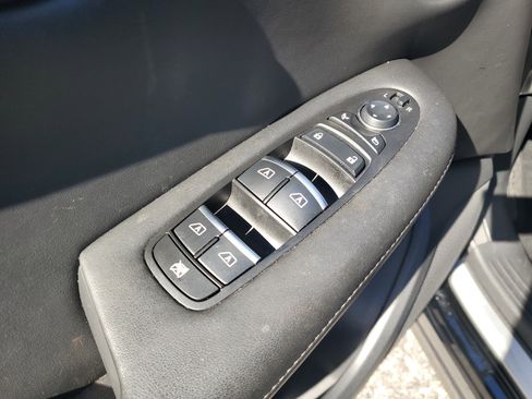 Used 2023 INFINITI QX50 Sport image 11