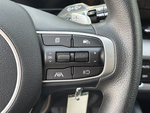 Used 2023 Kia Sportage LX AWD/4WD image 25