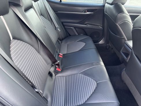 Used 2024 Toyota Camry SE FWD image 13