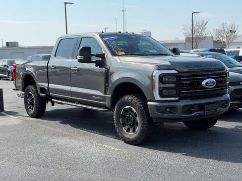 Certified 2026 Ford F350 Platinum w/ Tremor Off-Road Package image 2