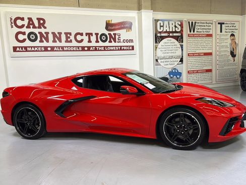Used 2024 Chevrolet Corvette Stingray 1LT  Coupe 2D image 10