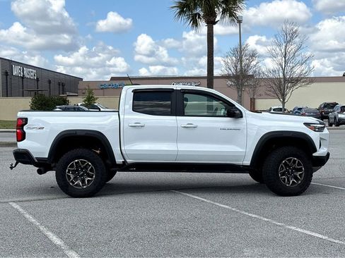 Used 2024 Chevrolet Colorado ZR2 AWD/4WD image 22
