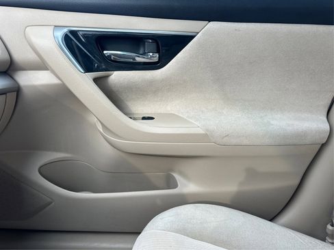Used 2013 Nissan Altima 2.5 SV w/ 2.5SV Convenience Pkg image 32